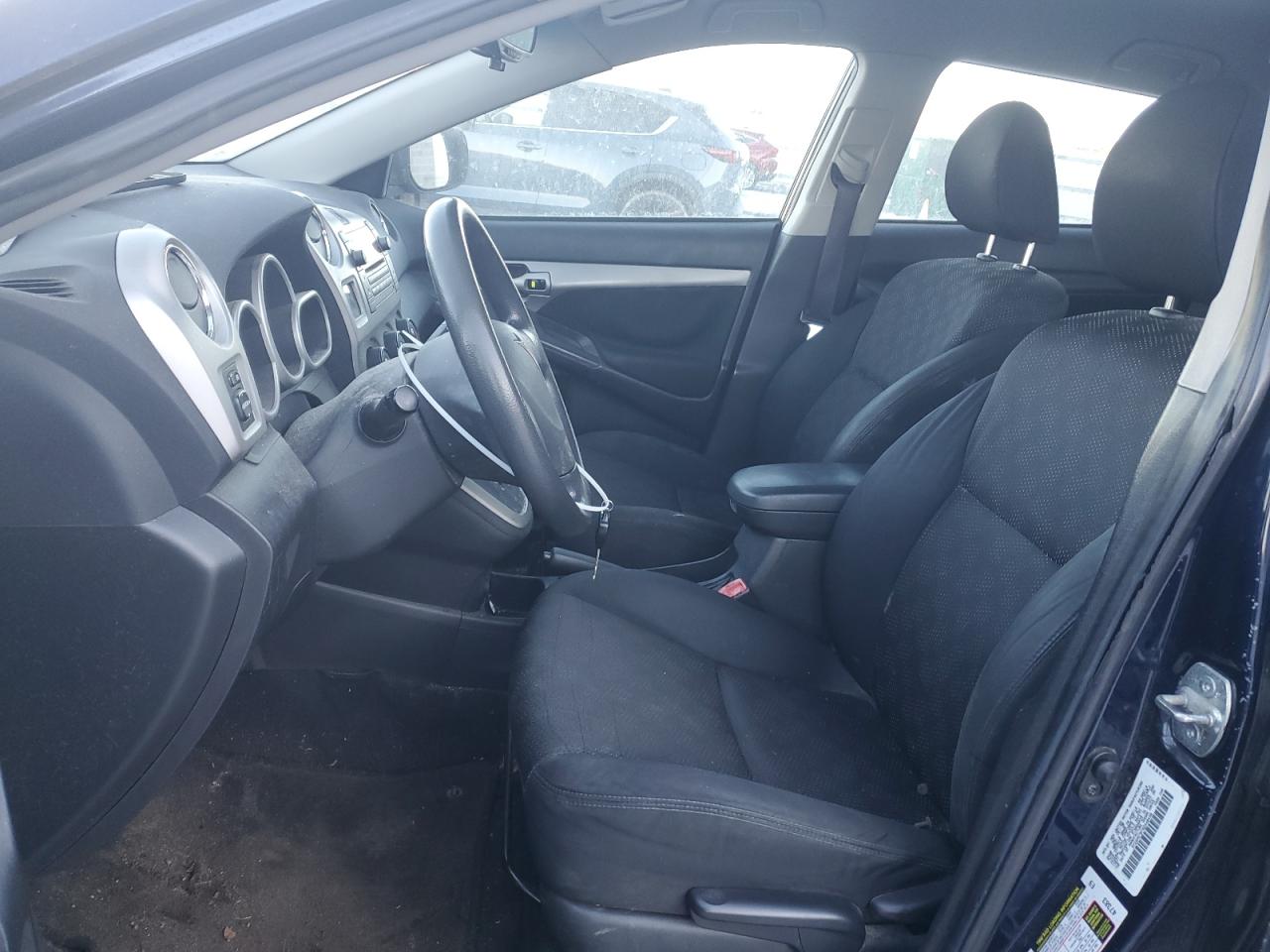 2009 Pontiac Vibe - Image 7