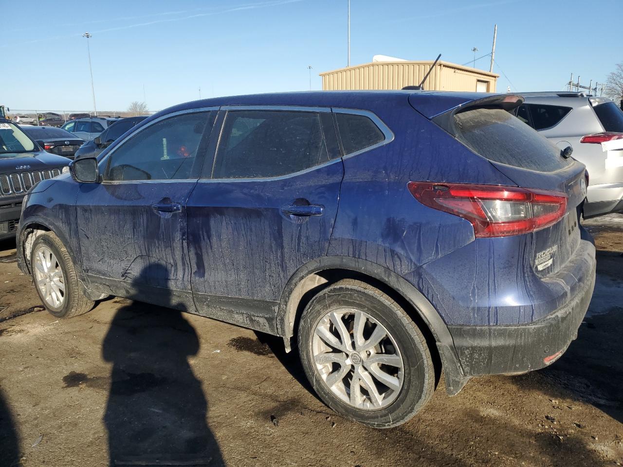 2021 Nissan Rogue - Image 2