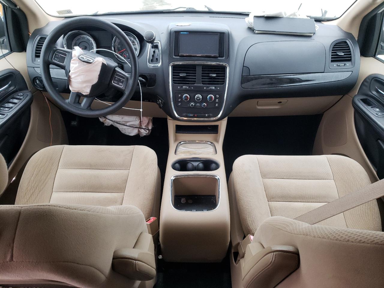 2014 Dodge Caravan - Image 8