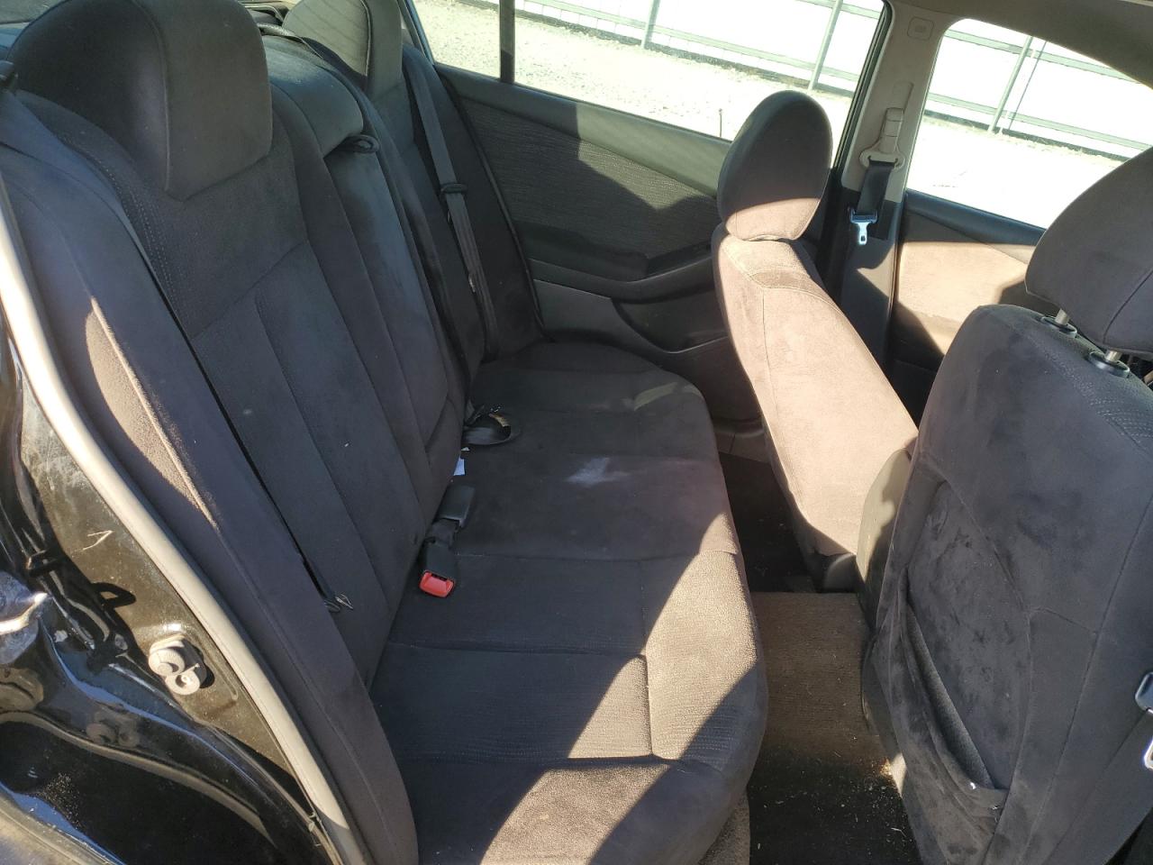 2010 Nissan Altima - Image 10