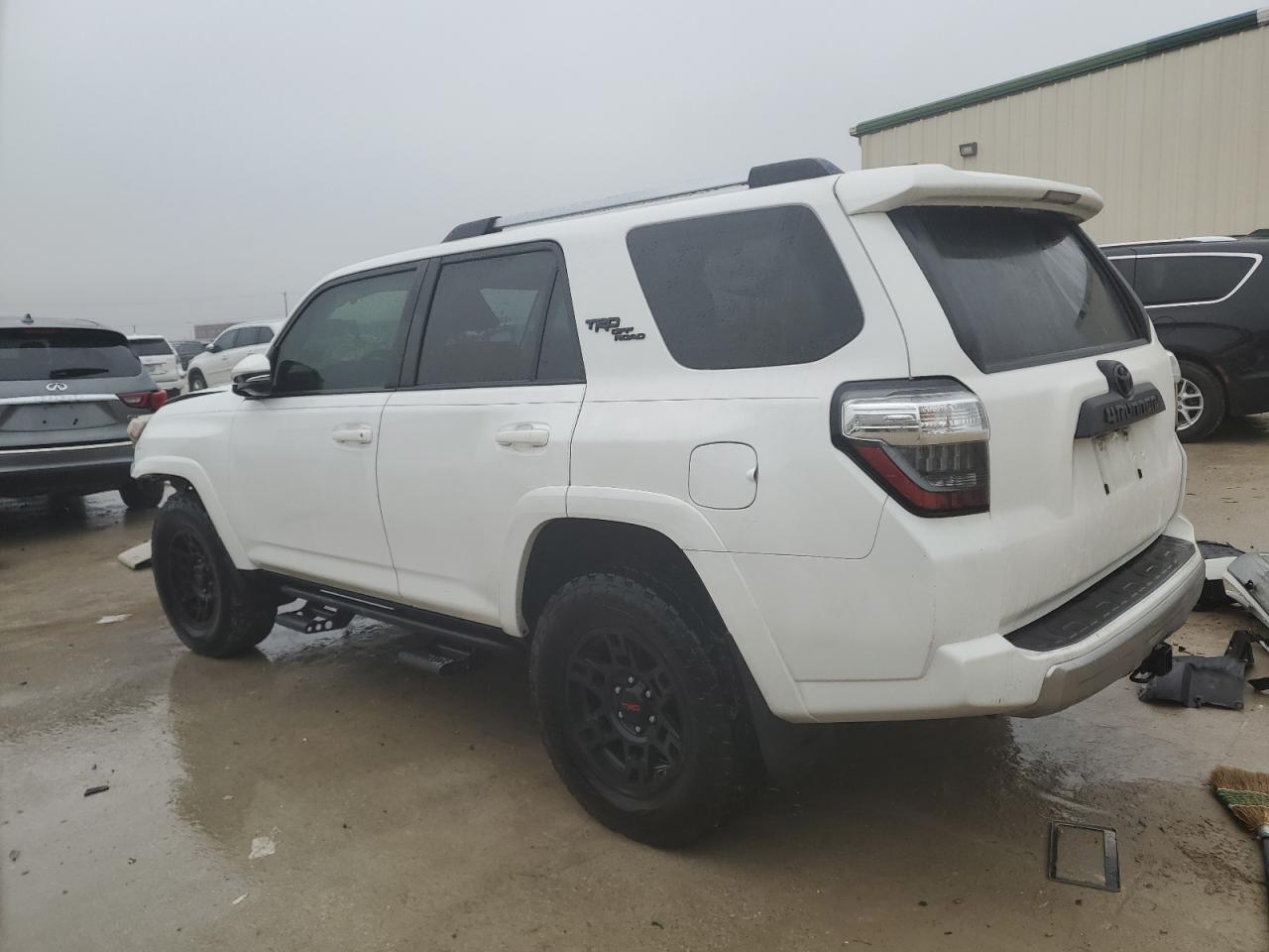 2018 Toyota 4Runner - Image 2