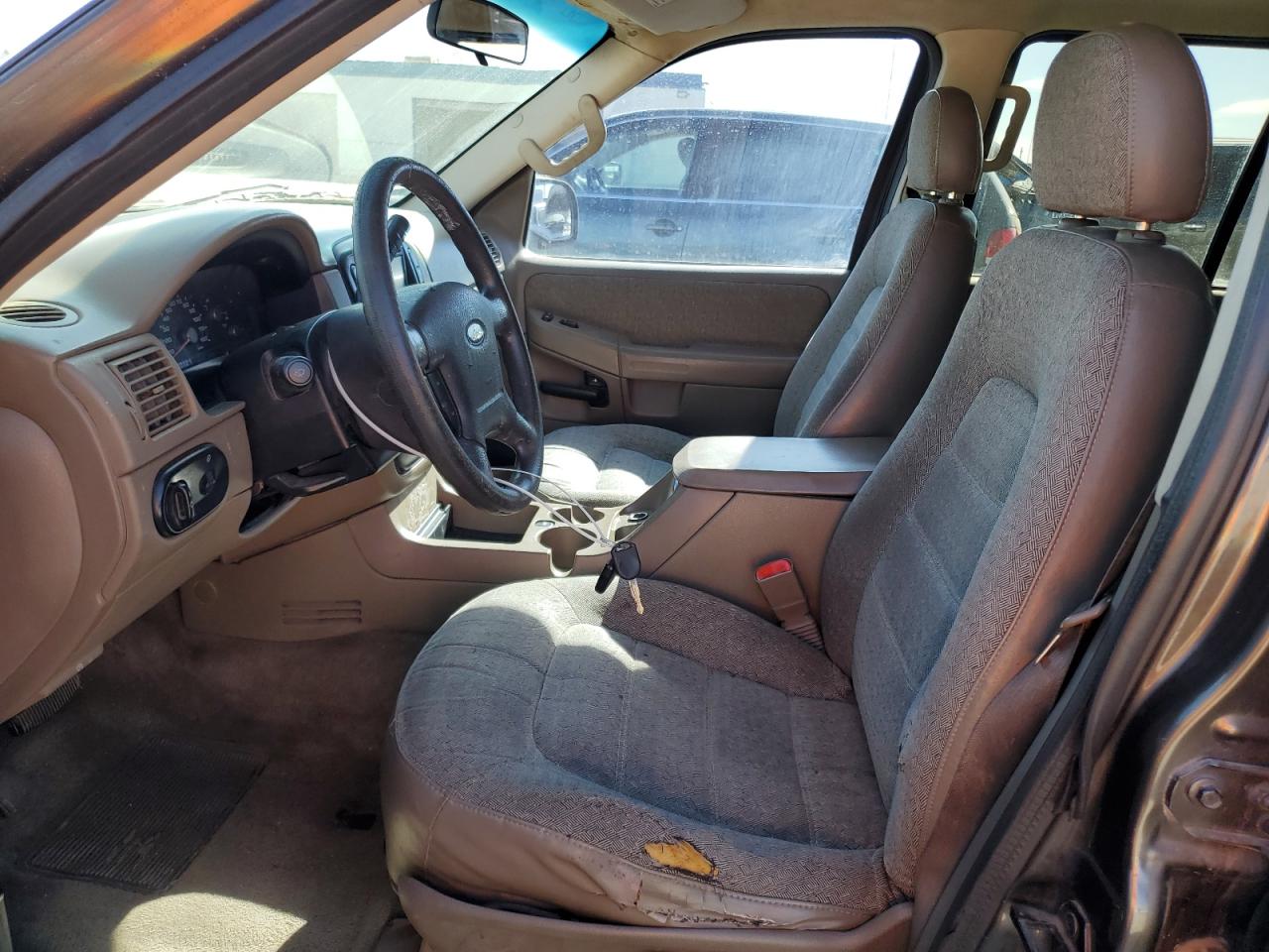 2005 Ford Explorer - Image 7