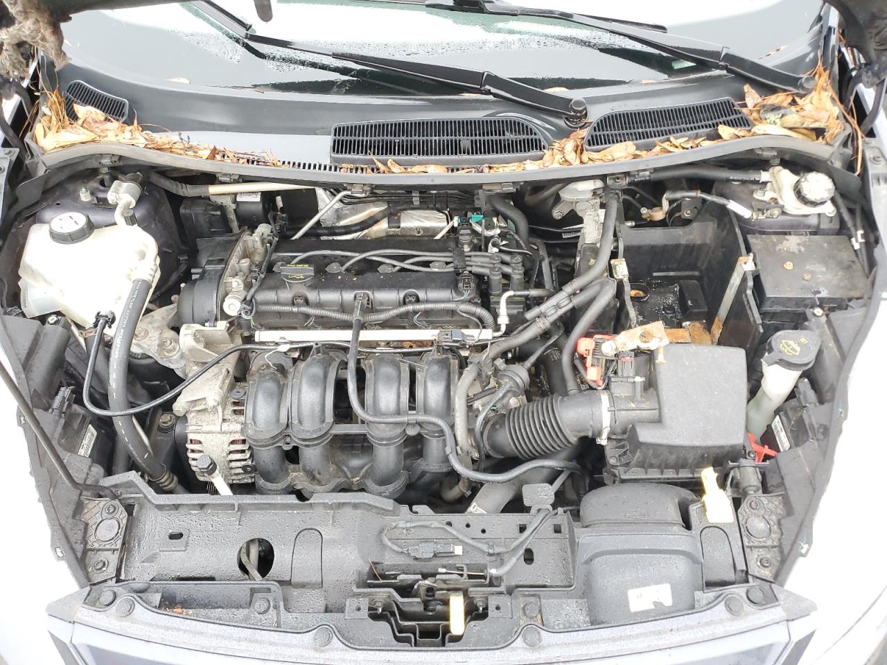 2012 Ford Fiesta - Image 11