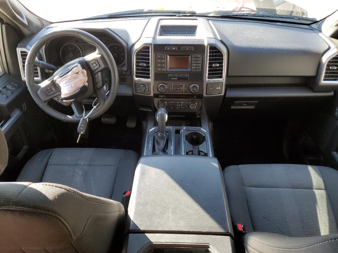 2015 Ford F-150 - Image 8