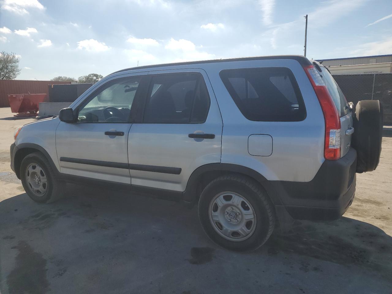 2005 Honda CR-V - Image 2