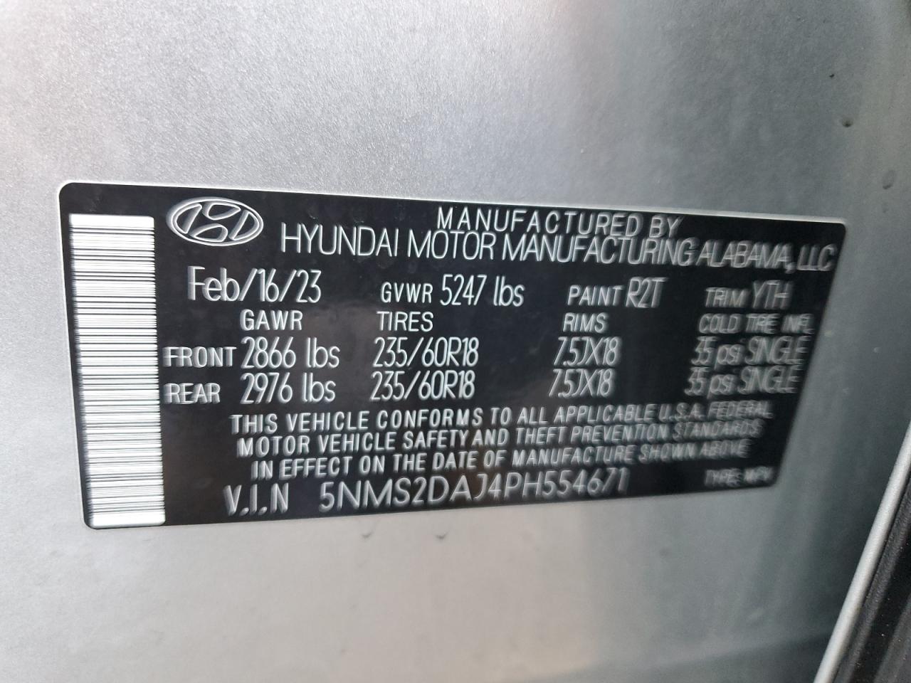 2023 Hyundai Santa Fe - Image 15