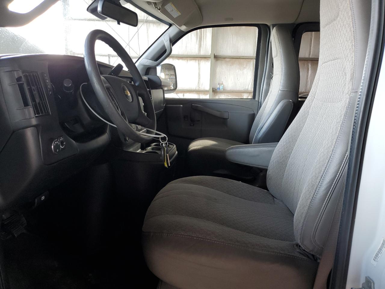 2019 Chevrolet Express - Image 7