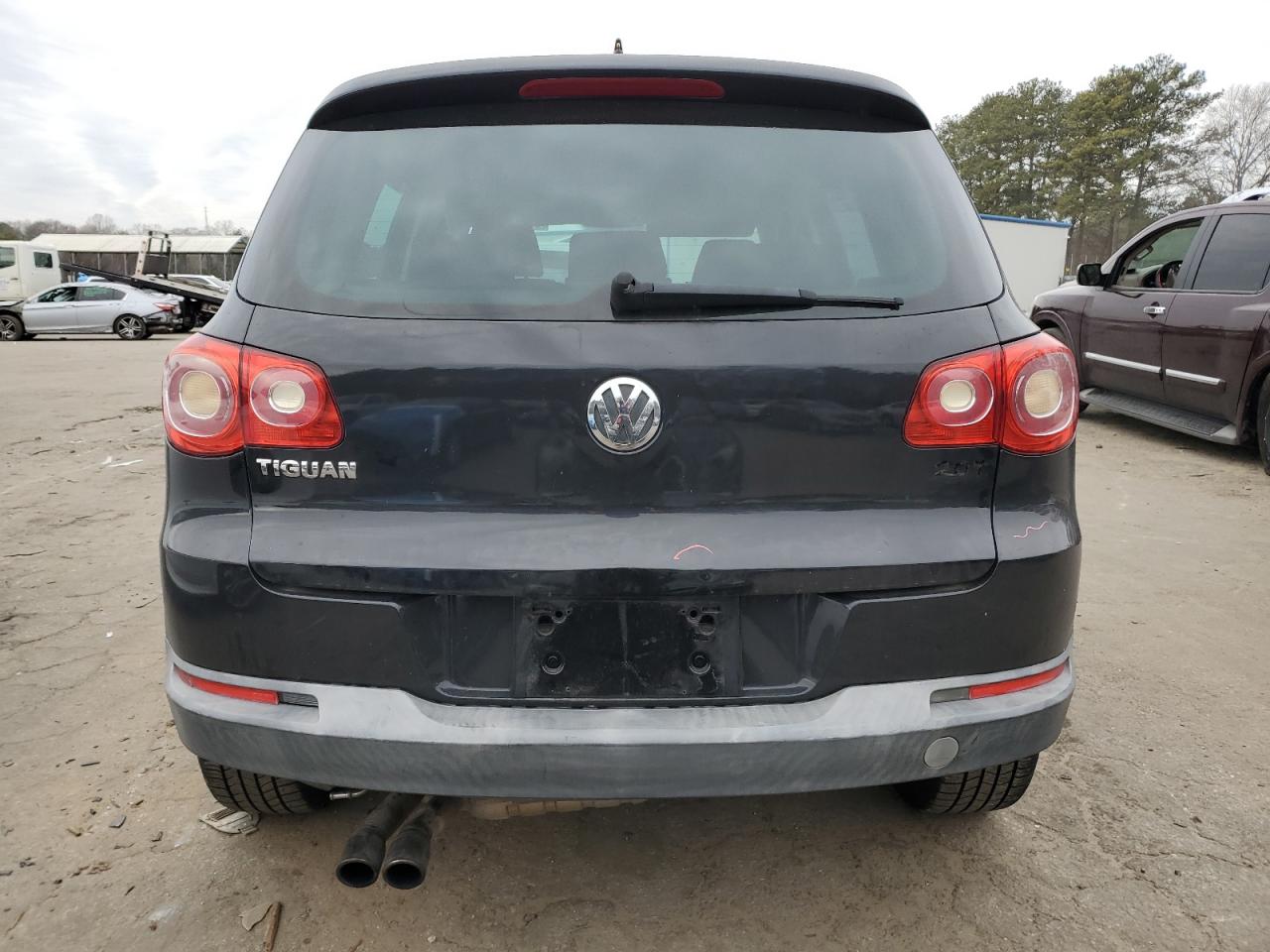 2009 Volkswagen Tiguan - Image 6