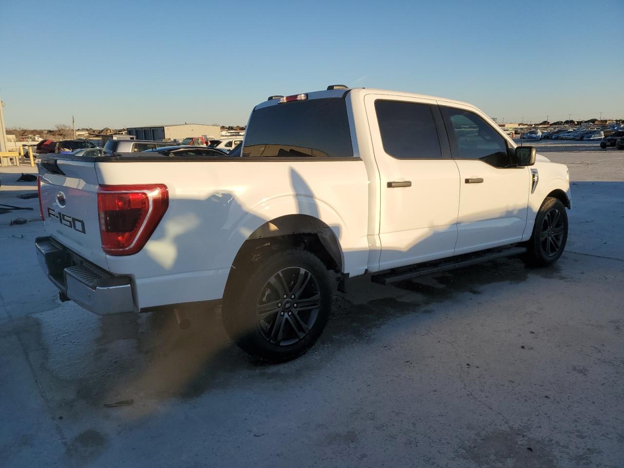 2022 Ford F-150 - Image 3