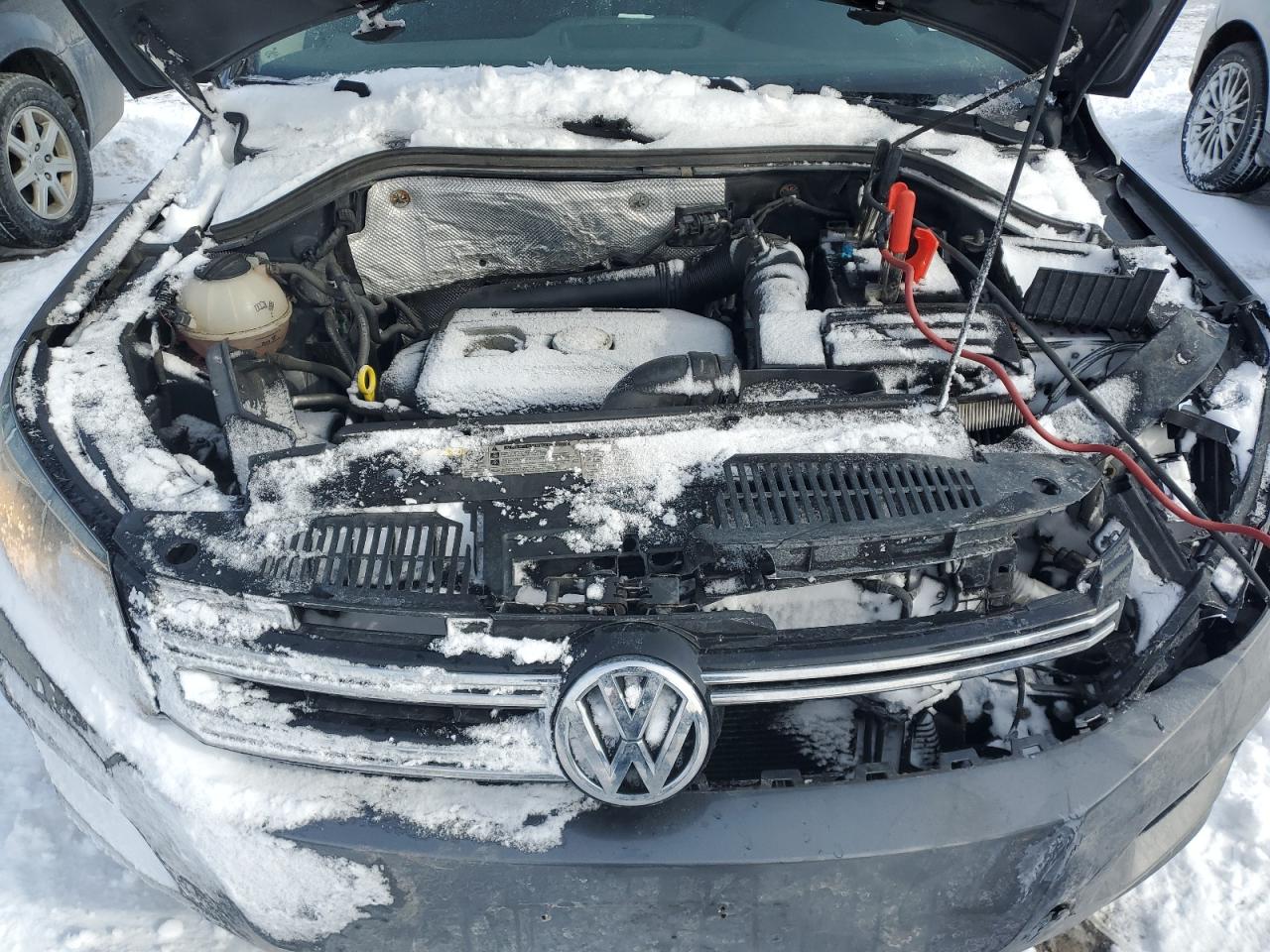 2015 Volkswagen Tiguan - Image 12