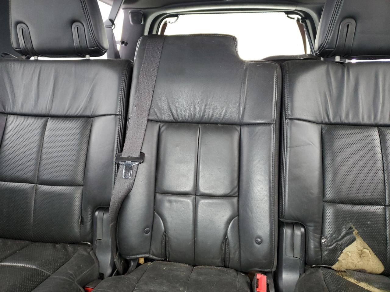 2014 Lincoln Navigator - Image 10