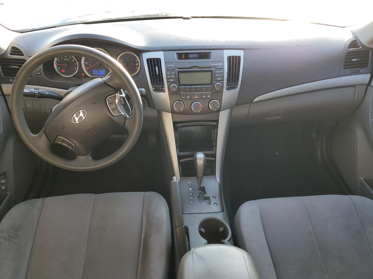 2009 Hyundai Sonata - Image 8