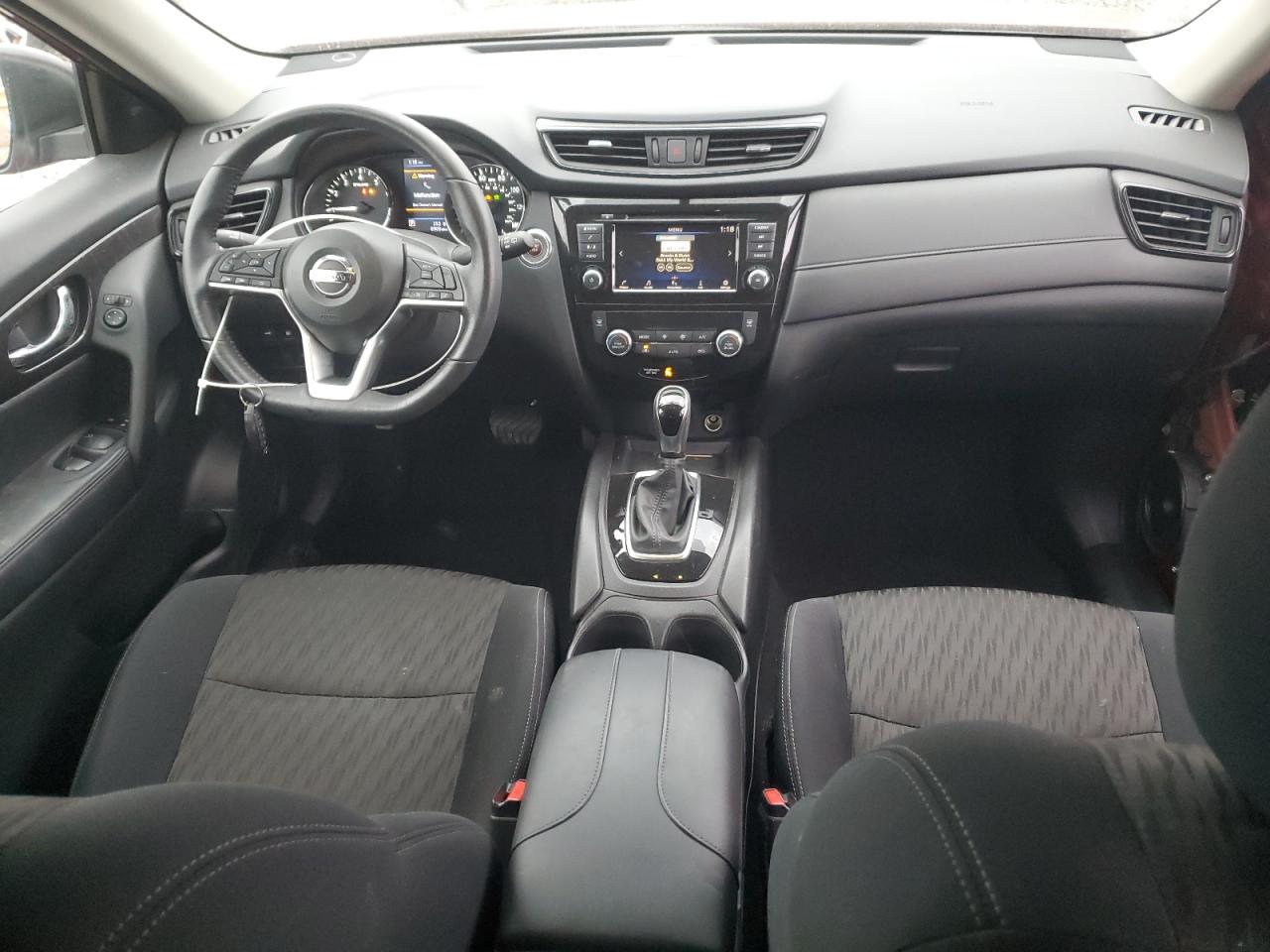 2018 Nissan Rogue - Image 8