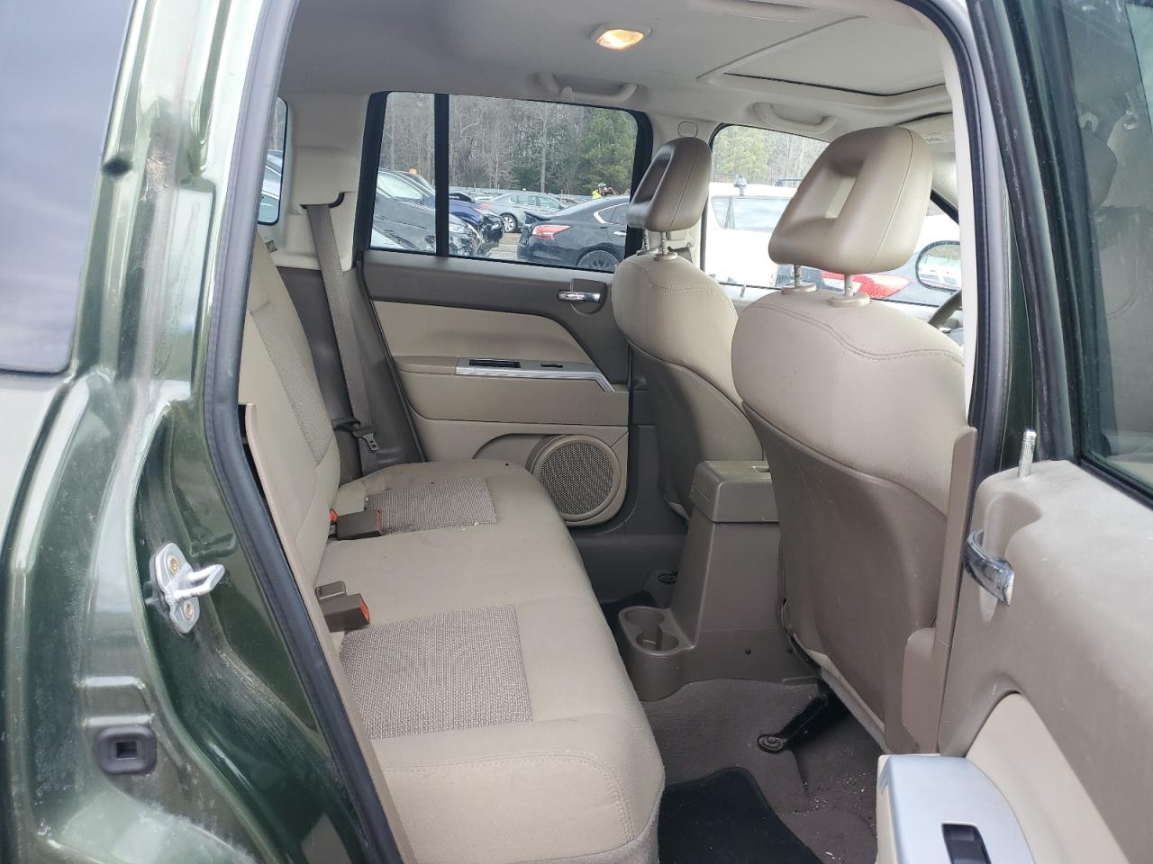 2008 Jeep Compass - Image 11
