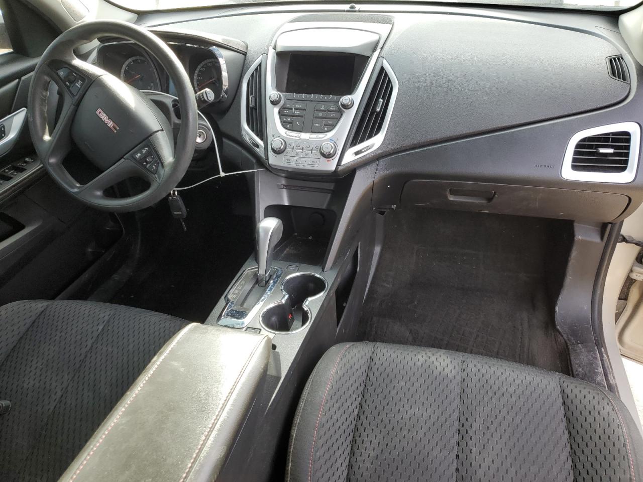 2015 GMC Terrain - Image 8