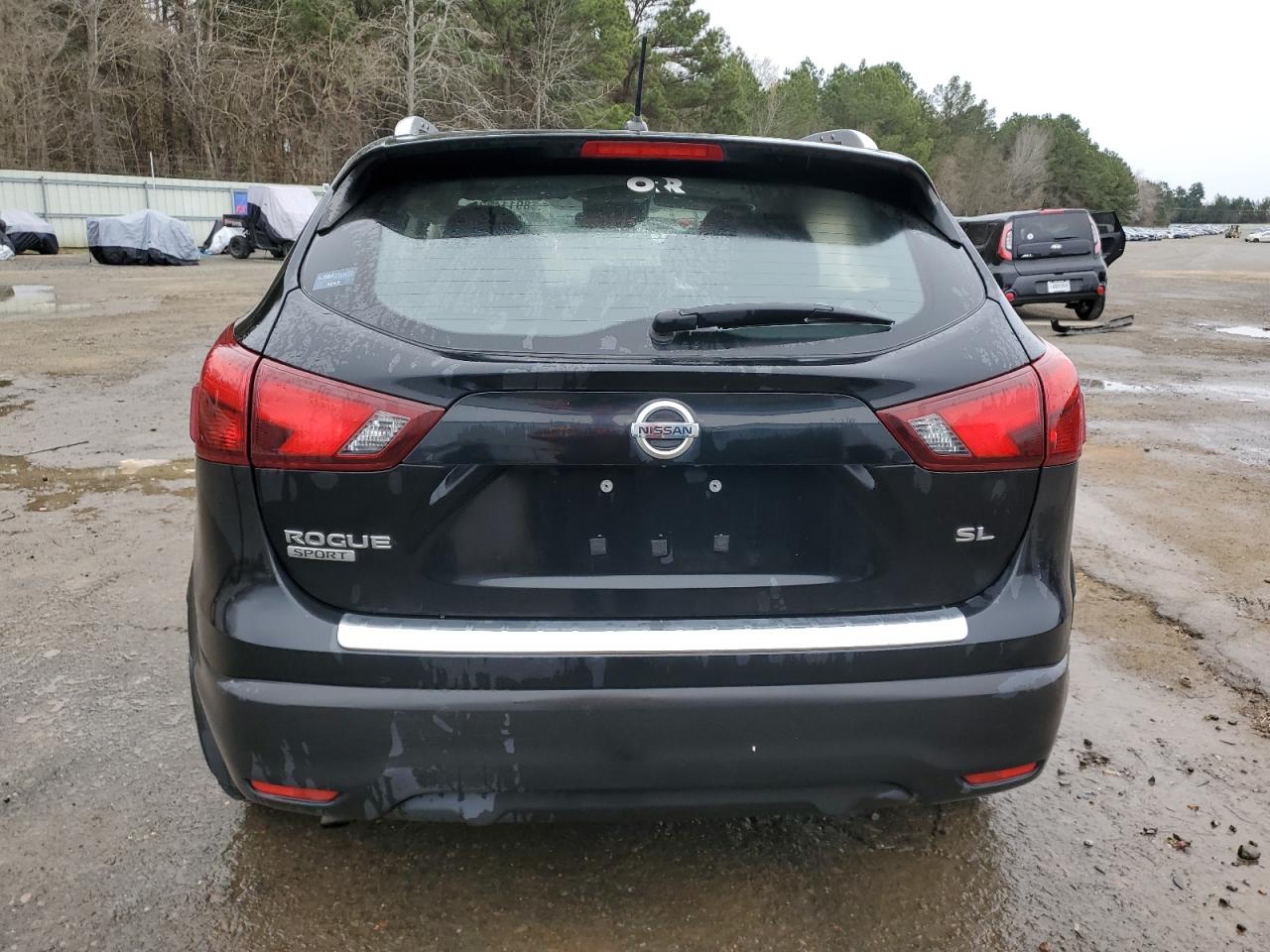 2018 Nissan Rogue - Image 6