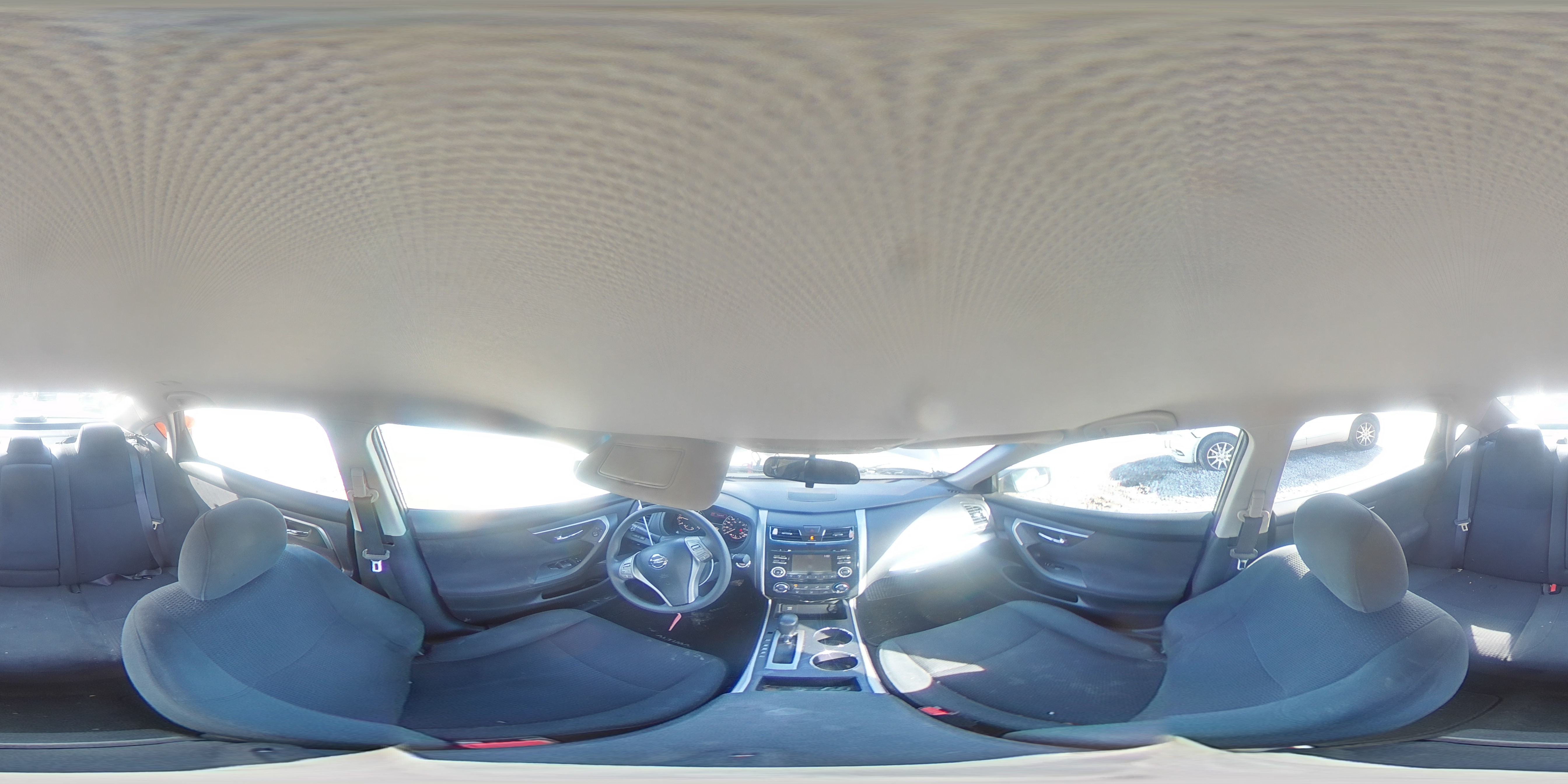 2015 Nissan Altima - Image 12