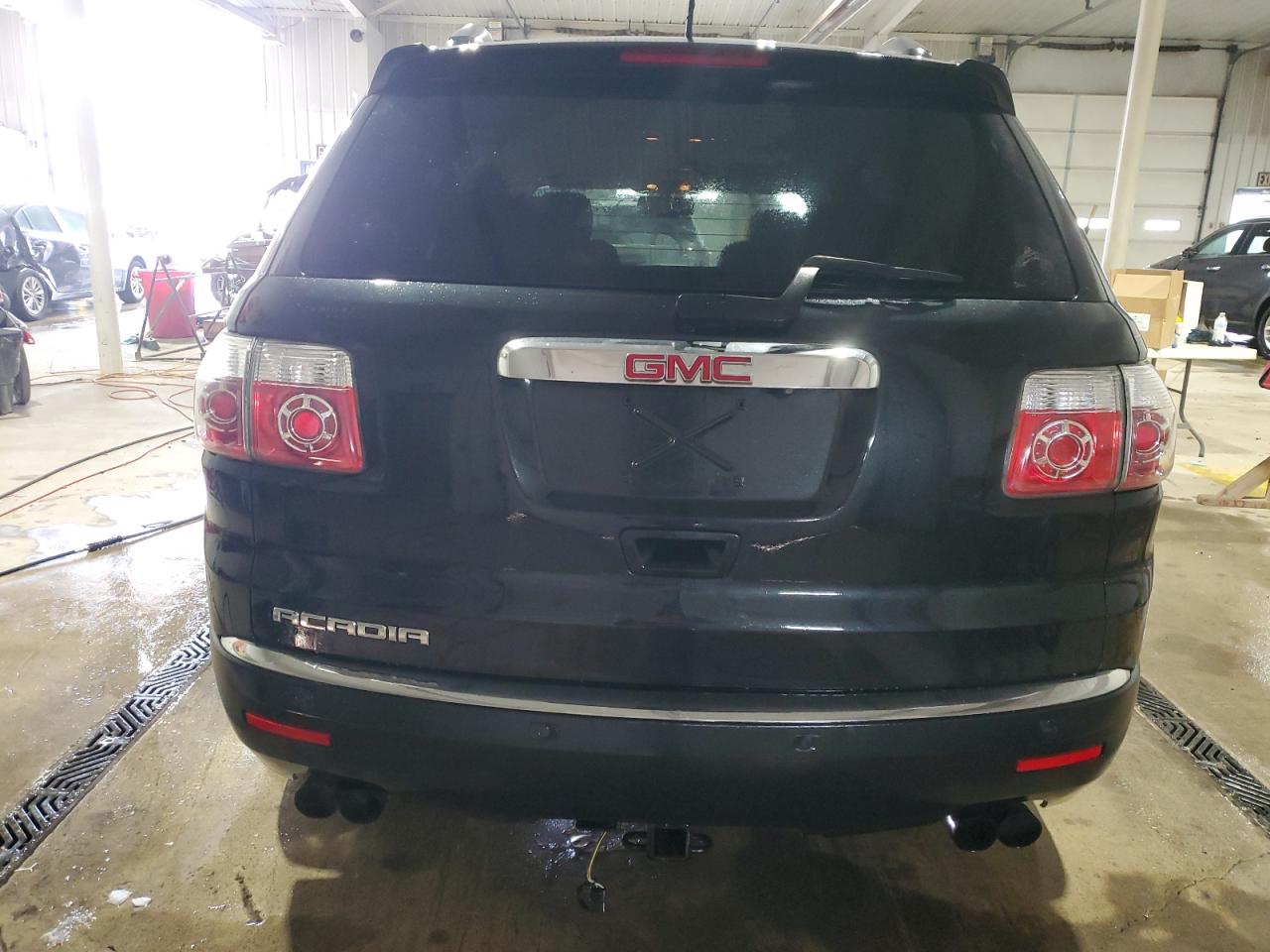 2010 GMC Acadia - Image 6