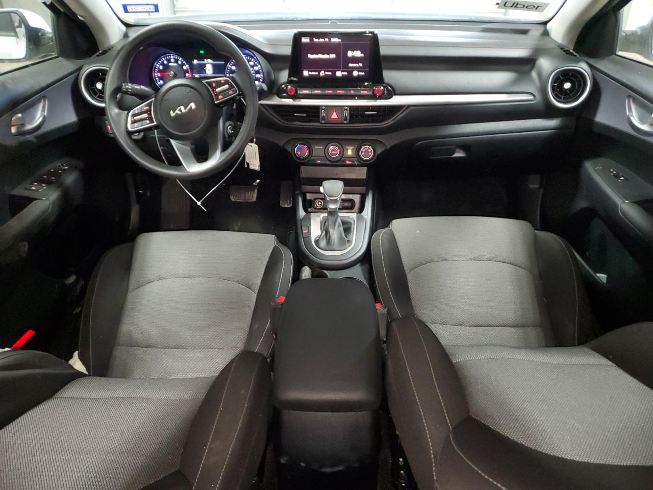 2024 Kia Forte - Image 8