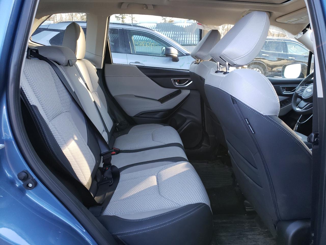 2024 Subaru Forester - Image 11