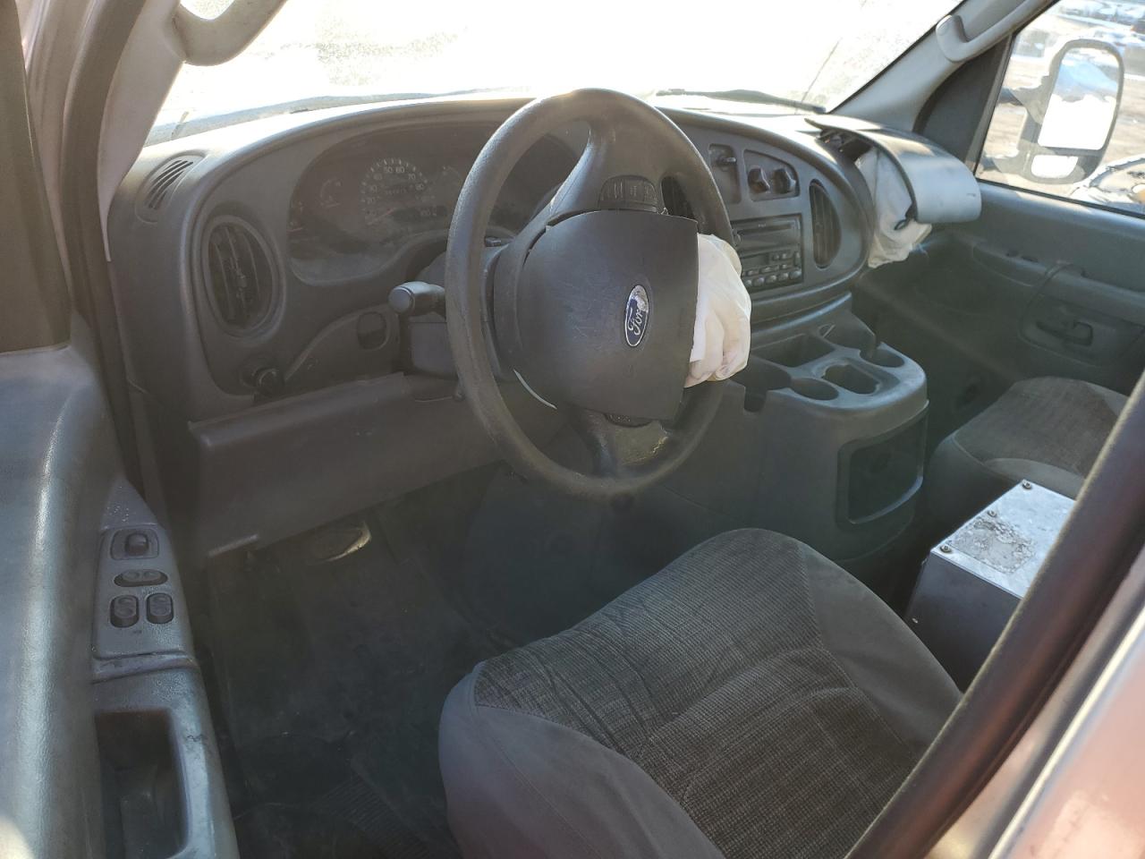 2003 Ford F350 - Image 8