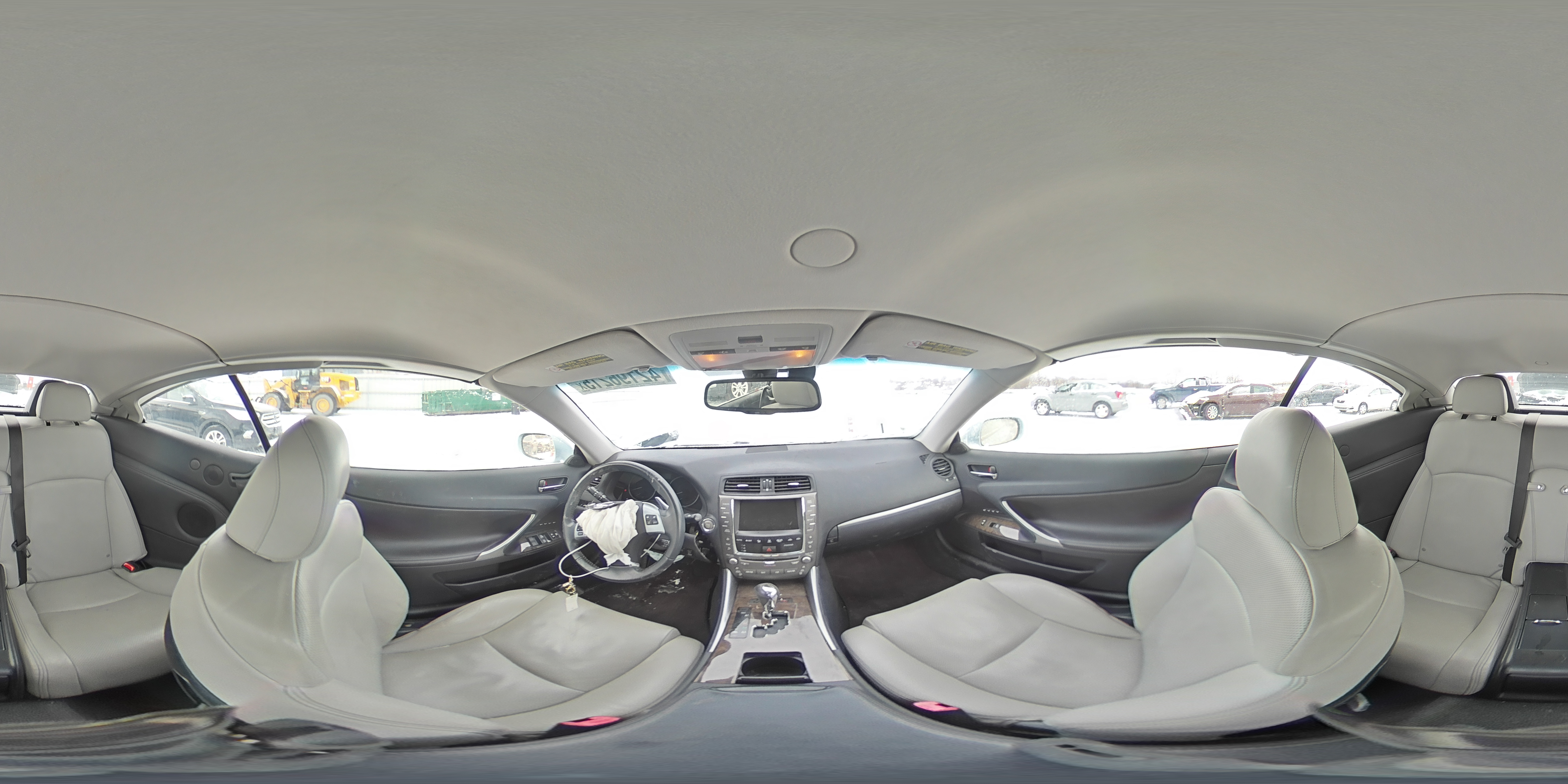 2011 Lexus IS - Image 13