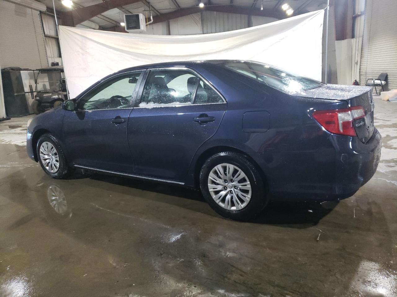 2014 Toyota Camry - Image 2