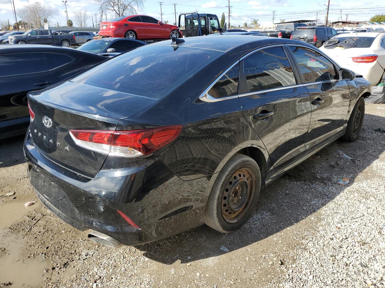 2018 Hyundai Sonata - Image 3