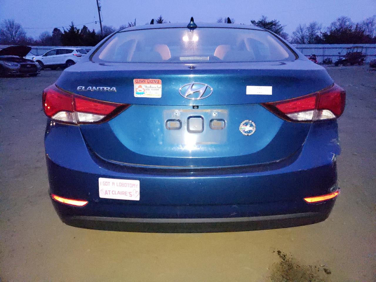 2014 Hyundai Elantra - Image 6