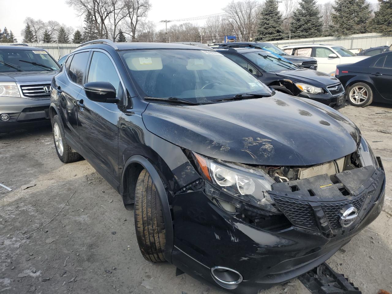 2017 Nissan Rogue - Image 4