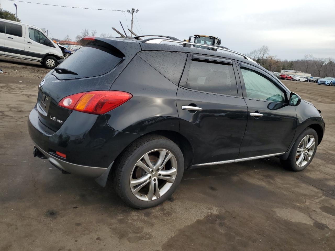 2010 Nissan Murano - Image 3