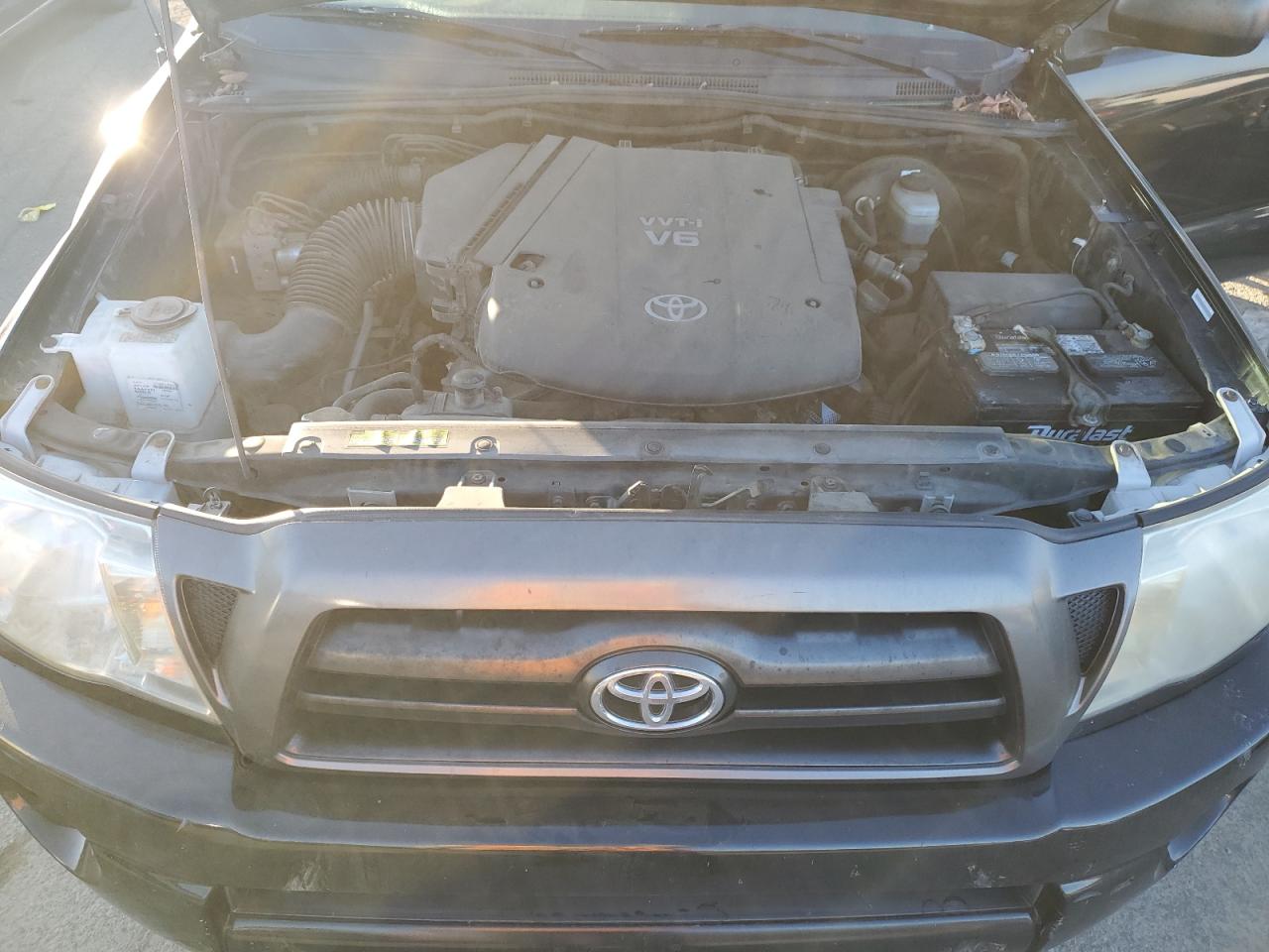 2006 Toyota Tacoma - Image 11