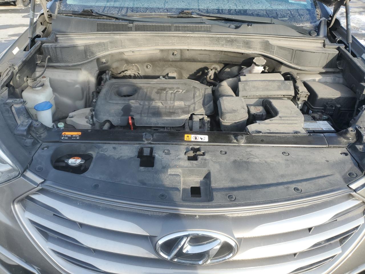 2017 Hyundai Santa Fe - Image 12