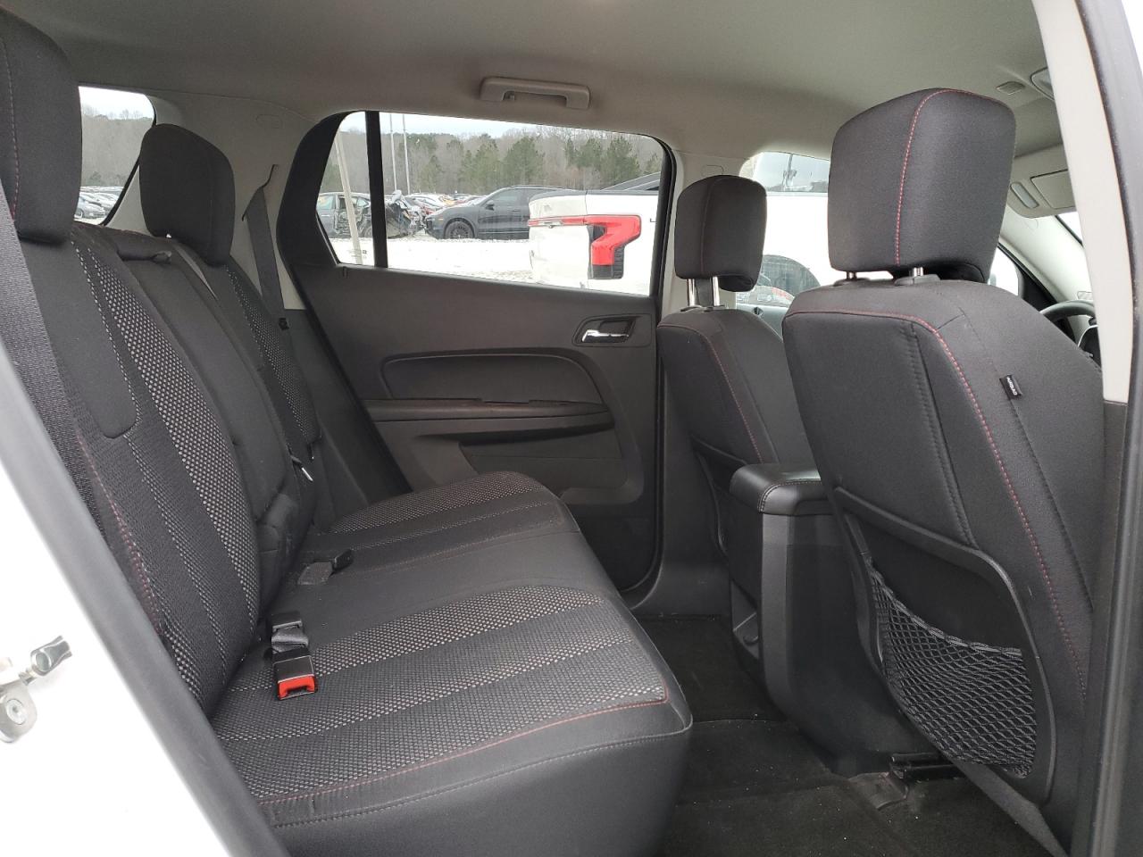 2017 GMC Terrain - Image 11