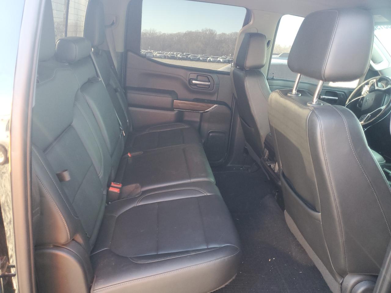 2019 Chevrolet Silverado - Image 10