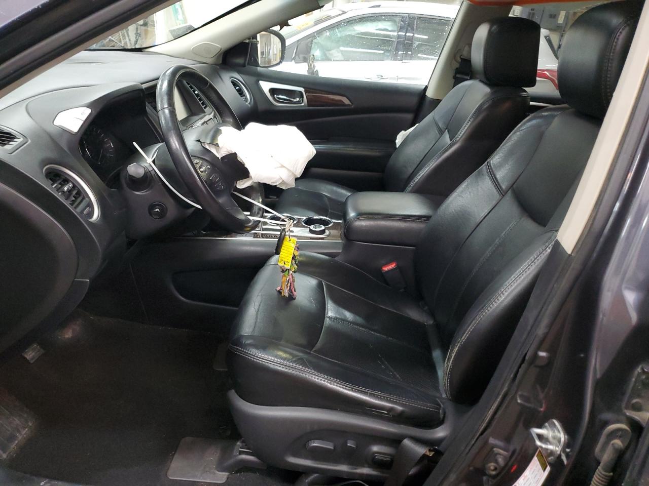 2014 Nissan Pathfinder - Image 7