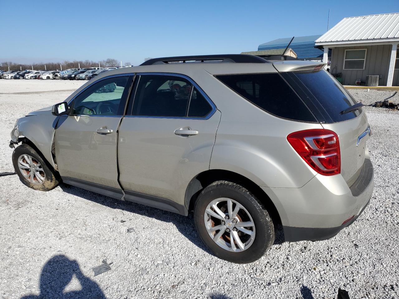 2016 Chevrolet Equinox - Image 2
