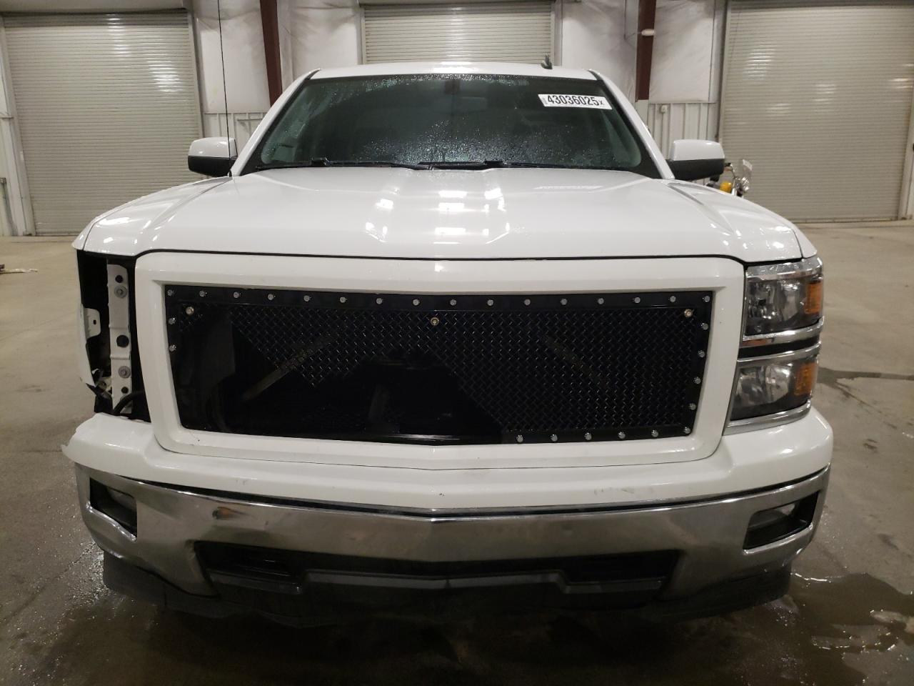 2014 Chevrolet Silverado - Image 5
