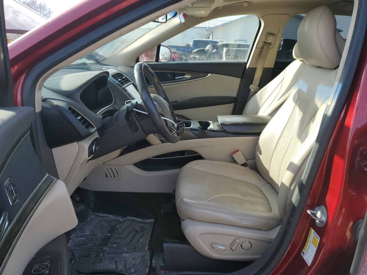 2016 Lincoln MKX - Image 7