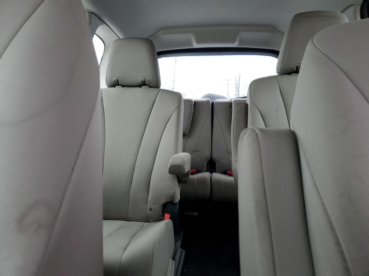 2015 Mazda 5 - Image 10