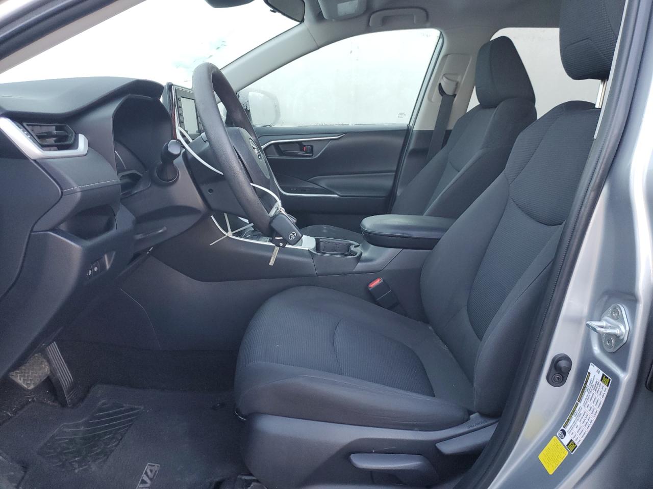 2020 Toyota RAV 4 - Image 7
