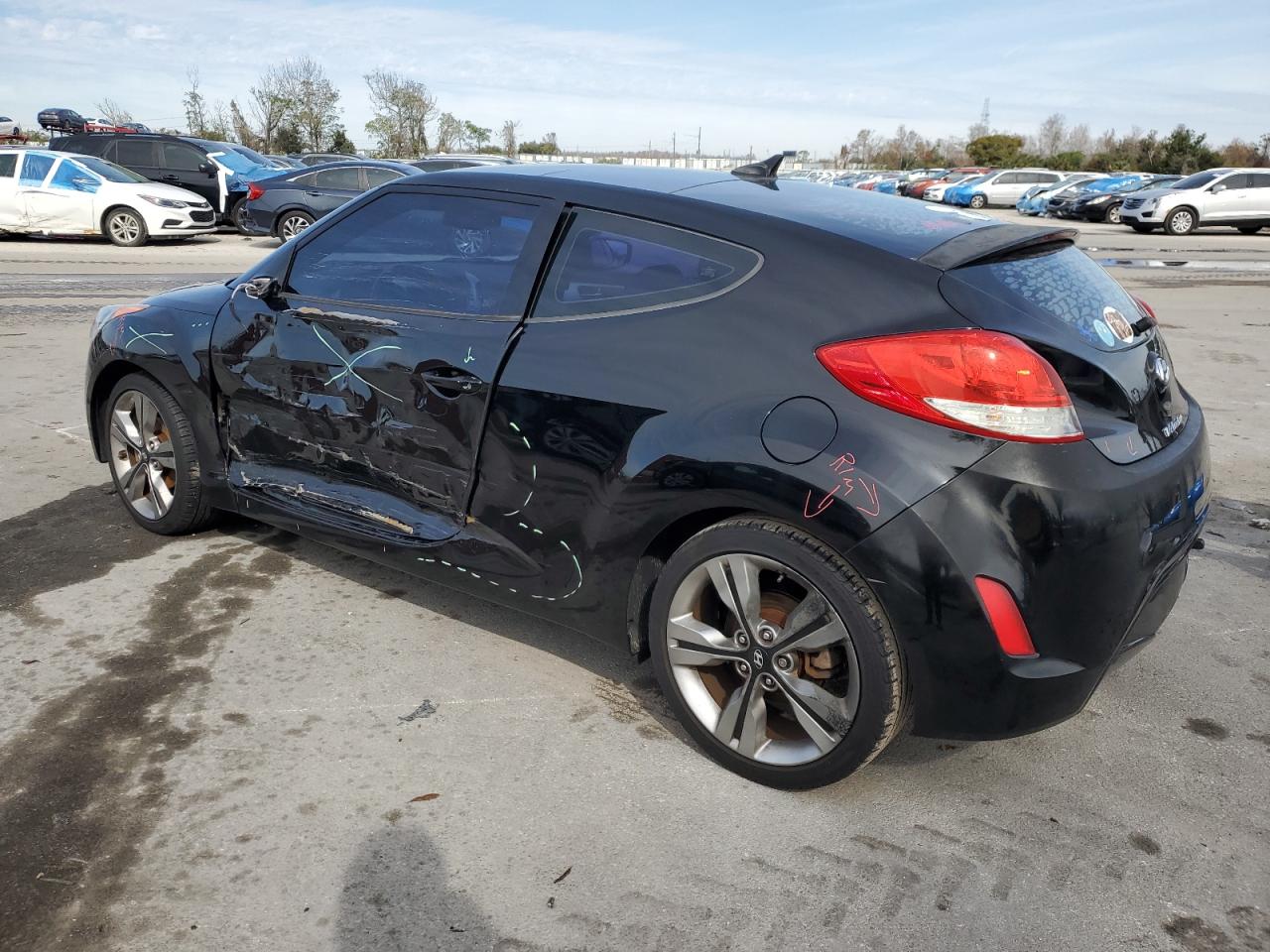 VIN KMHTC6AD3GU256608 2016 HYUNDAI VELOSTER no.2