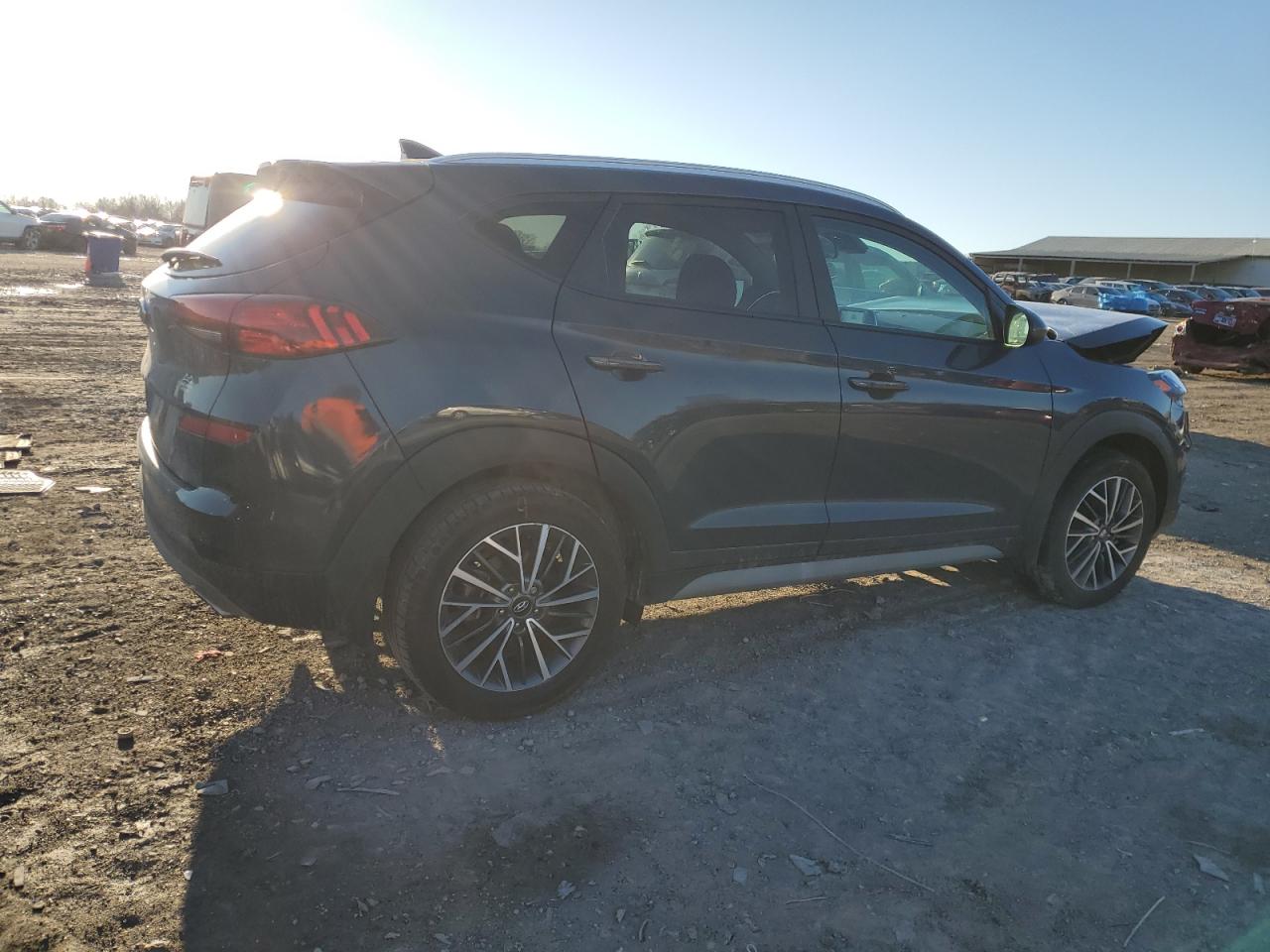2021 Hyundai Tucson - Image 3