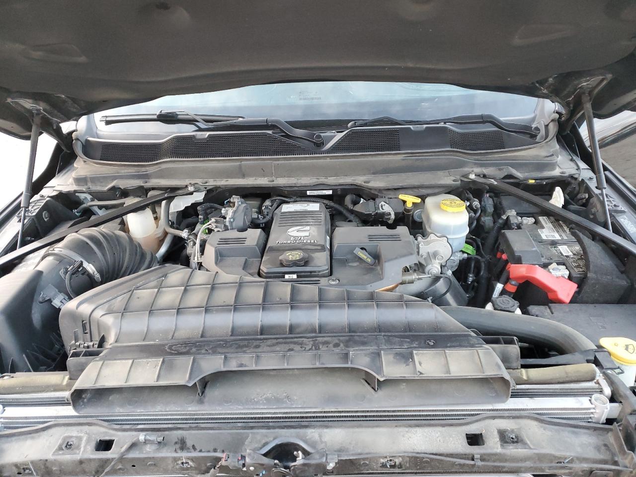 2021 RAM 3500 - Image 11