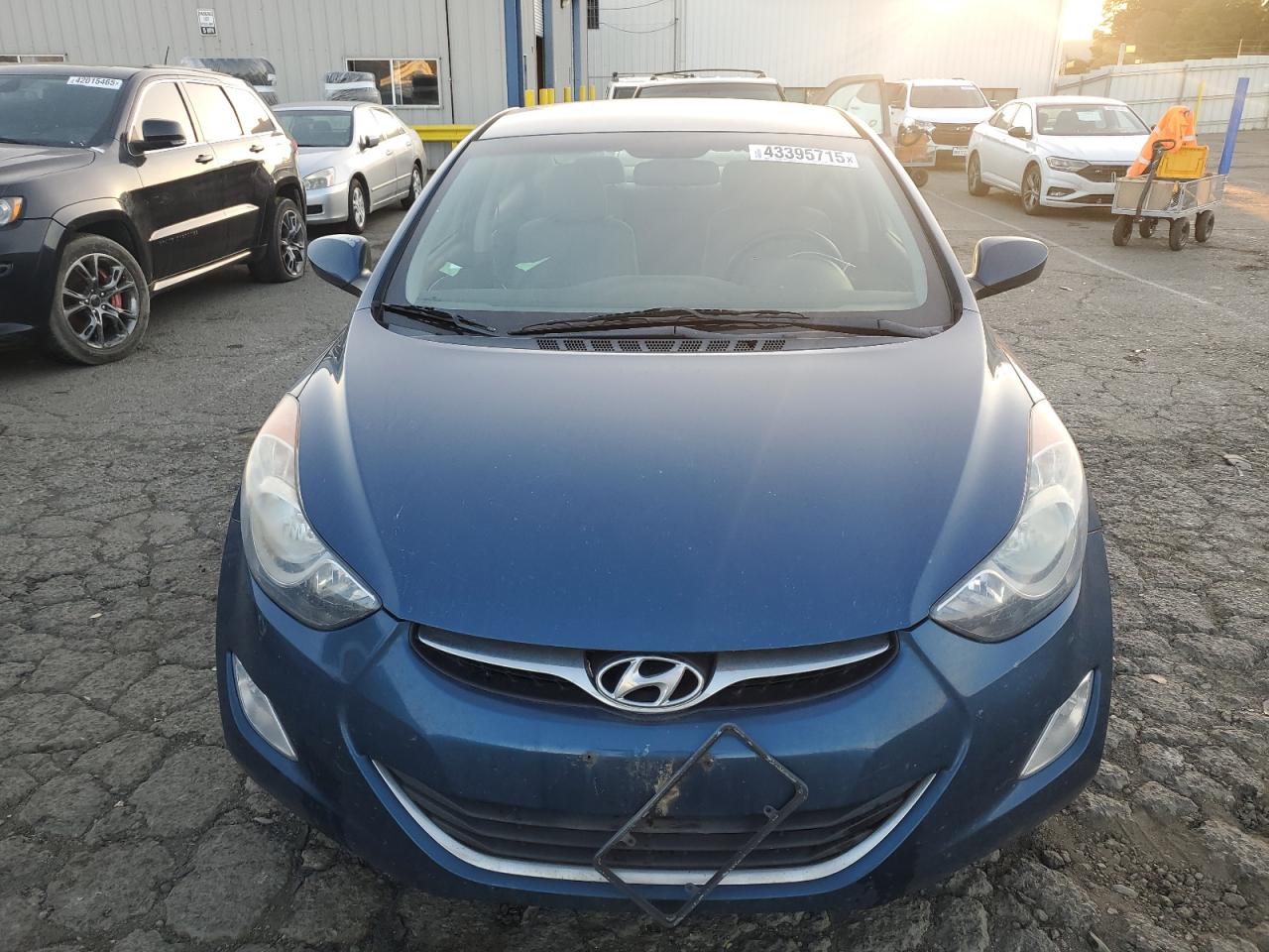 2013 Hyundai Elantra - Image 5
