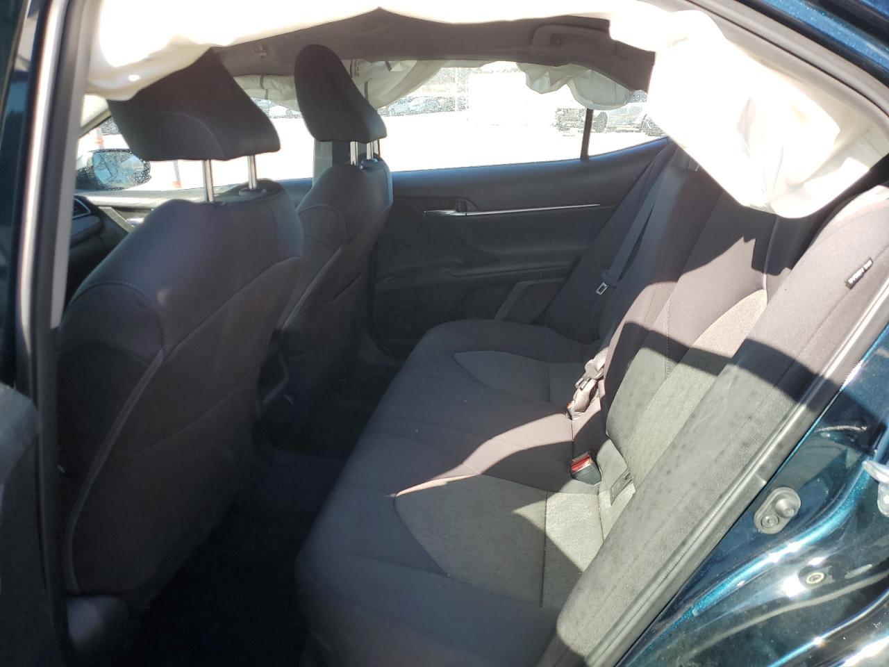 2021 Toyota Camry - Image 10