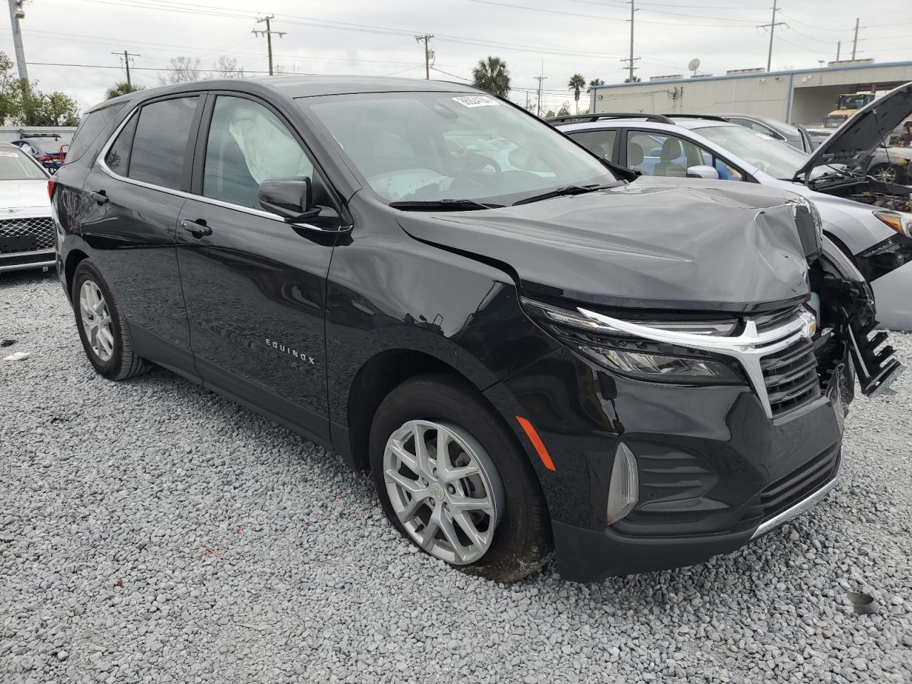 2023 Chevrolet Equinox - Image 4