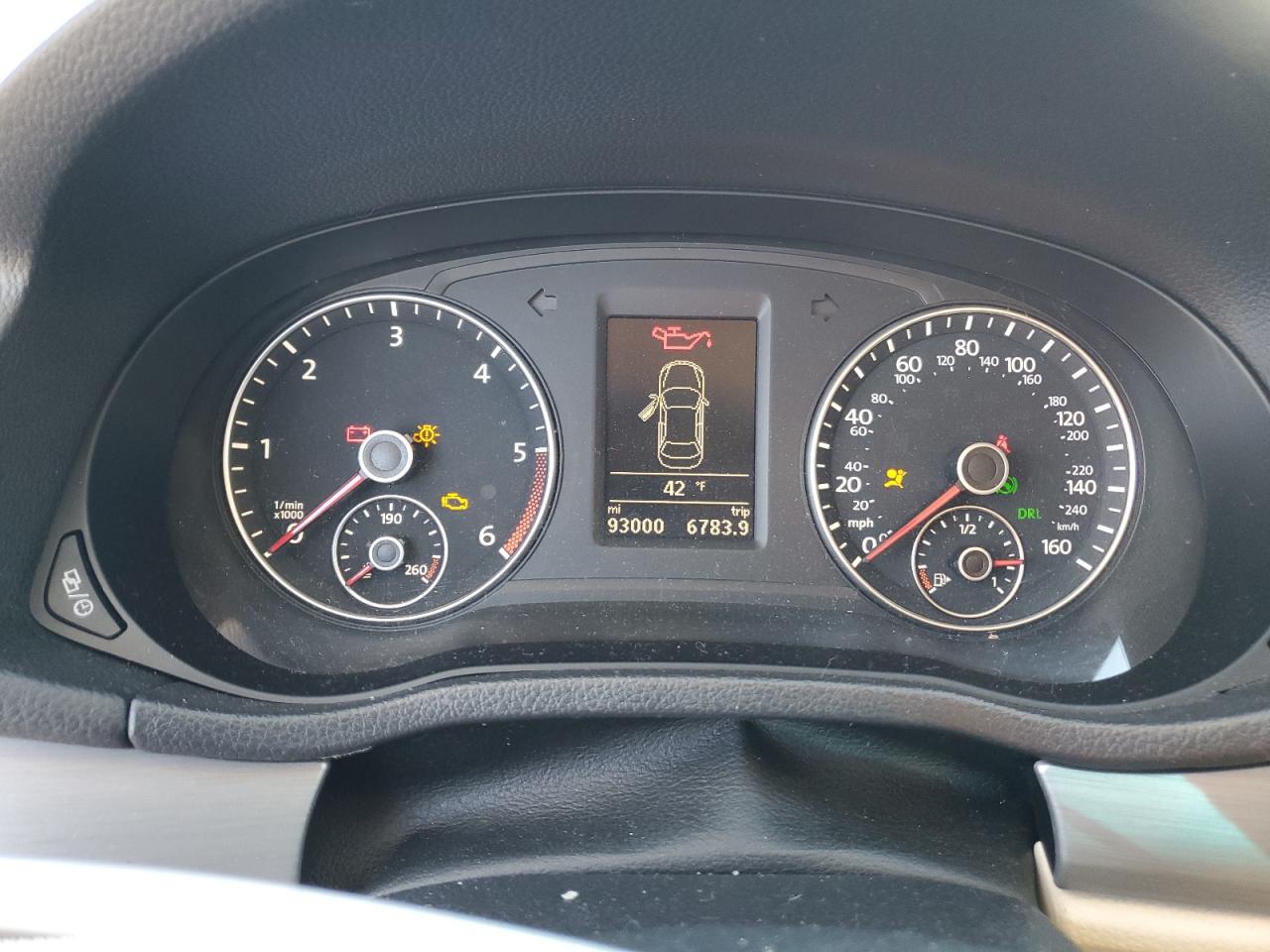 2014 Volkswagen Passat - Image 9