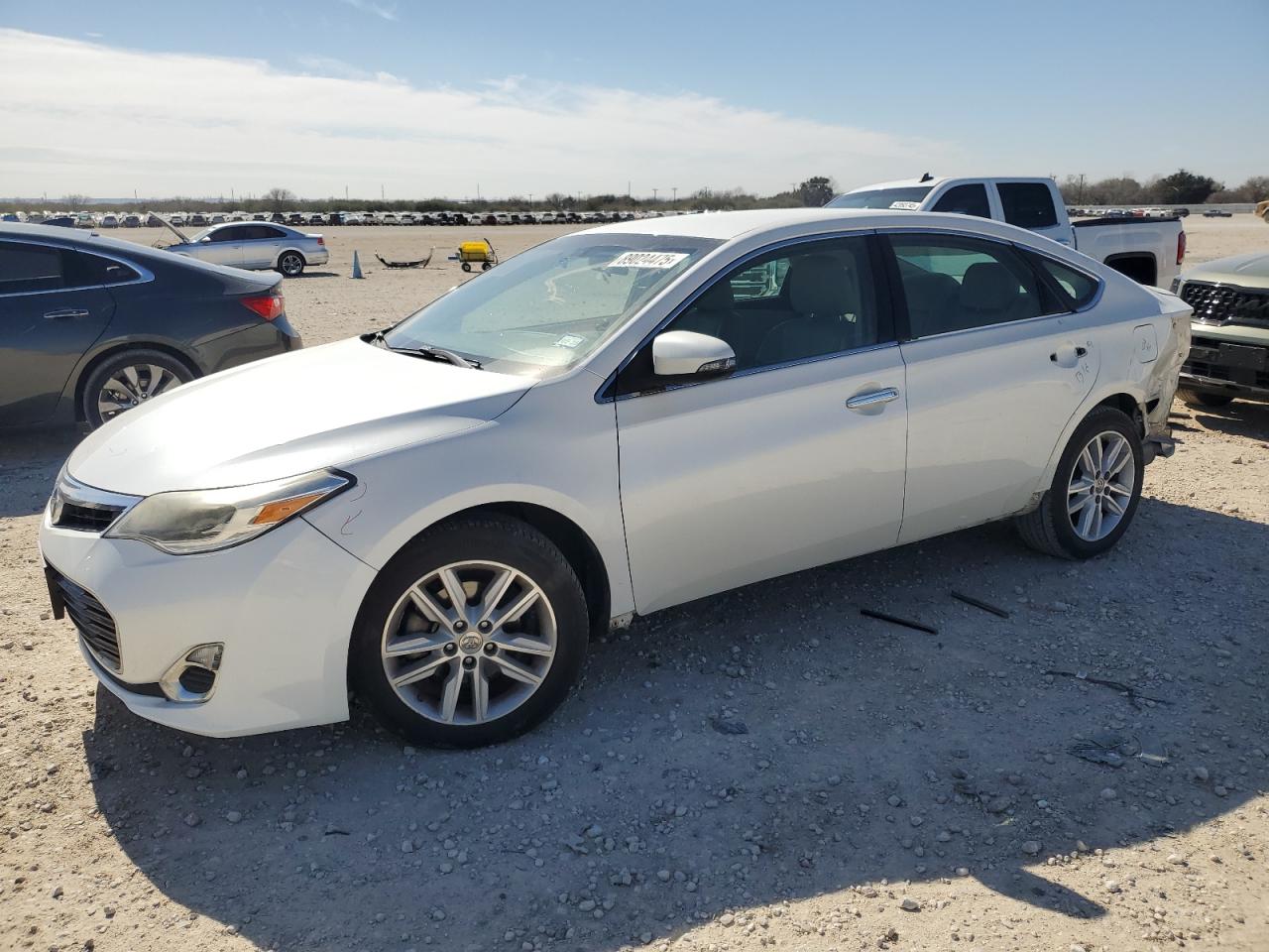 2014 Toyota Avalon - Image 1