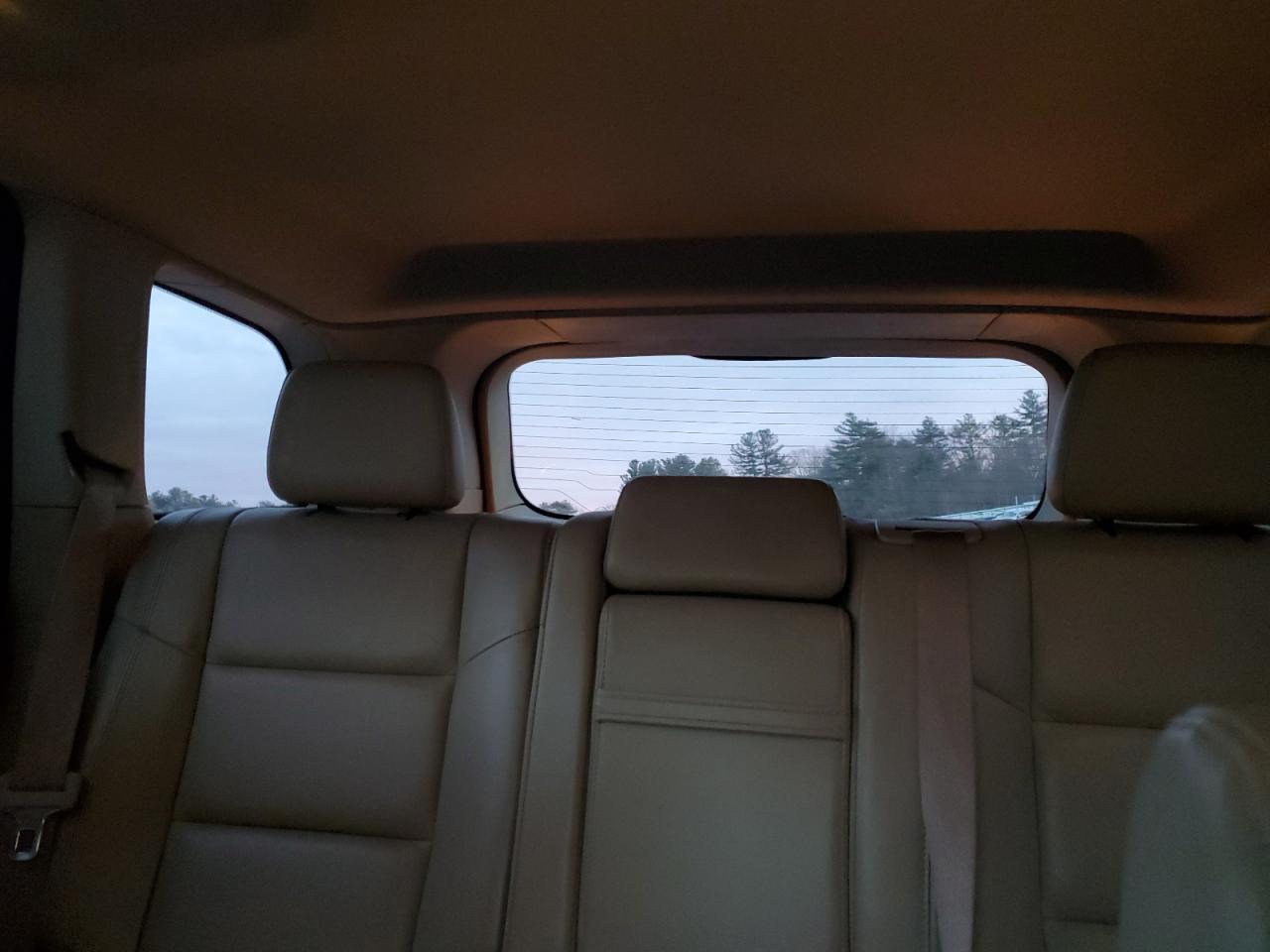 2017 Jeep Grand Cherokee - Image 10